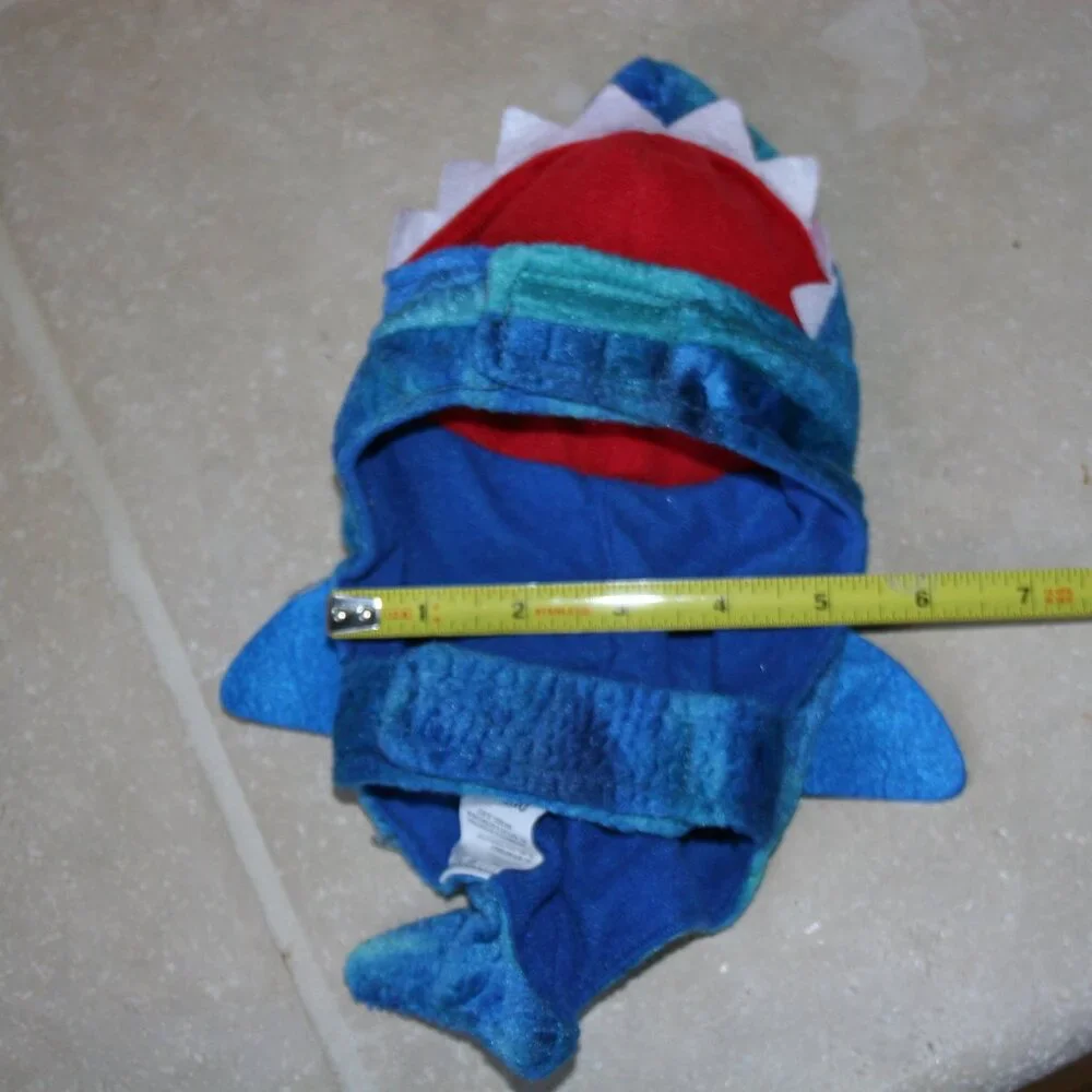 Shark Outfit for Cat or Small Dog (NWOT)